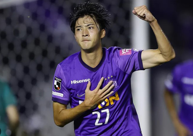 Nam Định Đối Đầu Sanfrecce Hiroshima: Thử Thách Khó Khăn Tại Vòng 1/8 AFC Champions League Two